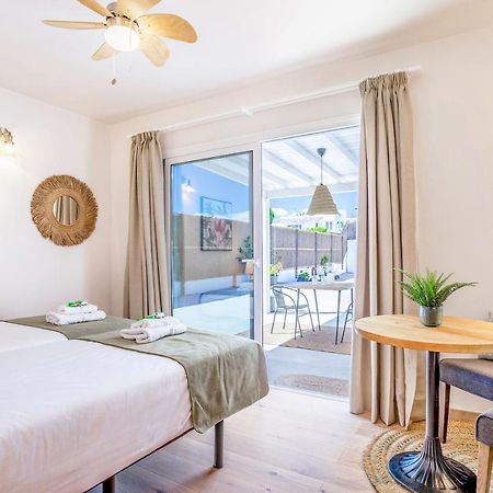 Boutique Beach Villa By Lanzarote Retreats - Private Pool - 1 Min Walk To Sea Pool تشاركو ديل بالو المظهر الخارجي الصورة