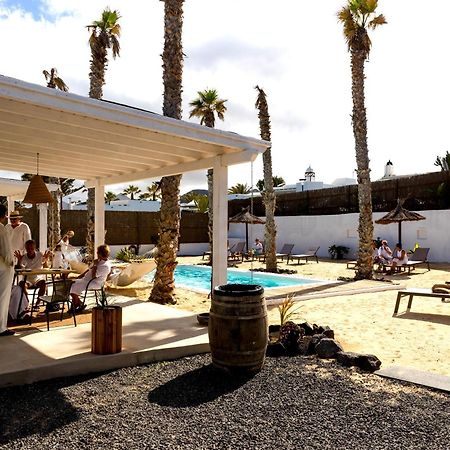 Boutique Beach Villa By Lanzarote Retreats - Private Pool - 1 Min Walk To Sea Pool تشاركو ديل بالو المظهر الخارجي الصورة