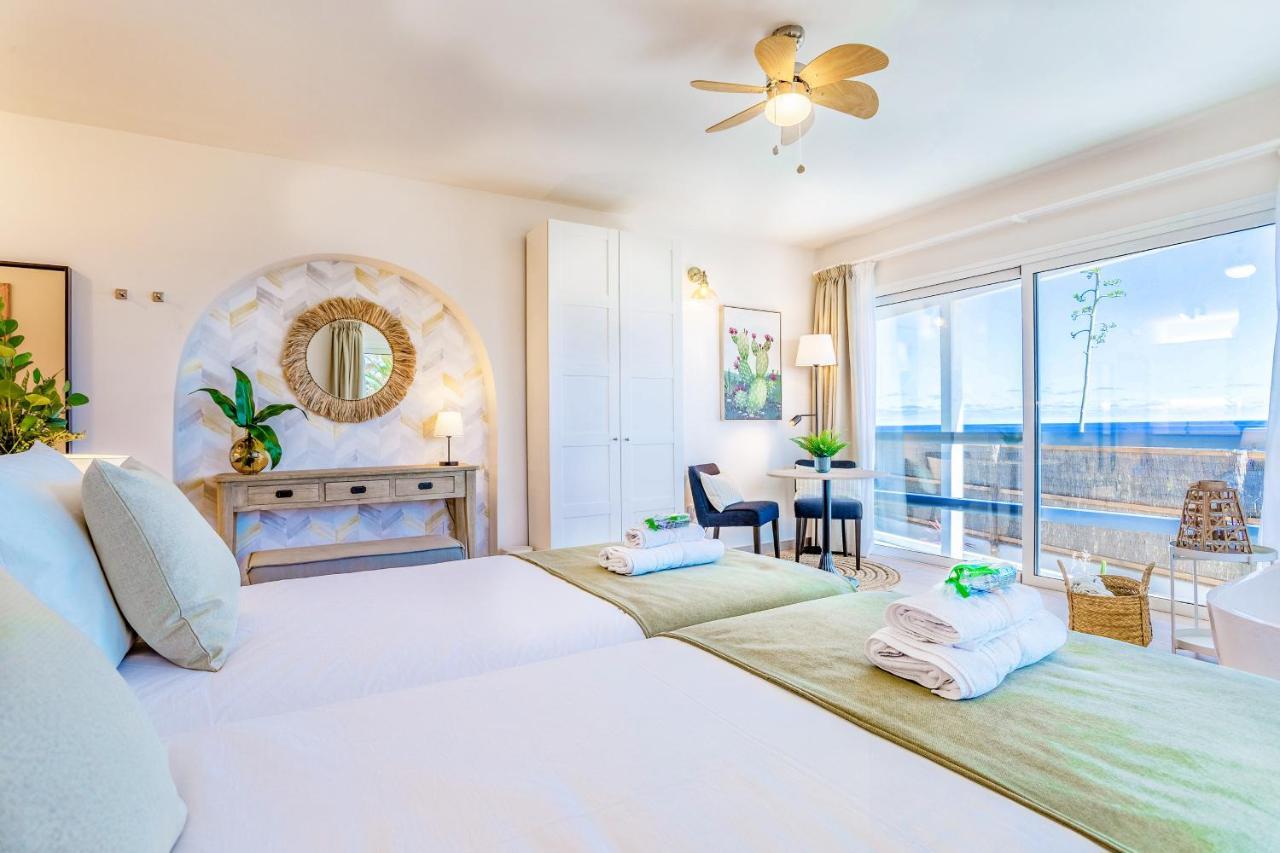 Boutique Beach Villa By Lanzarote Retreats - Private Pool - 1 Min Walk To Sea Pool تشاركو ديل بالو المظهر الخارجي الصورة