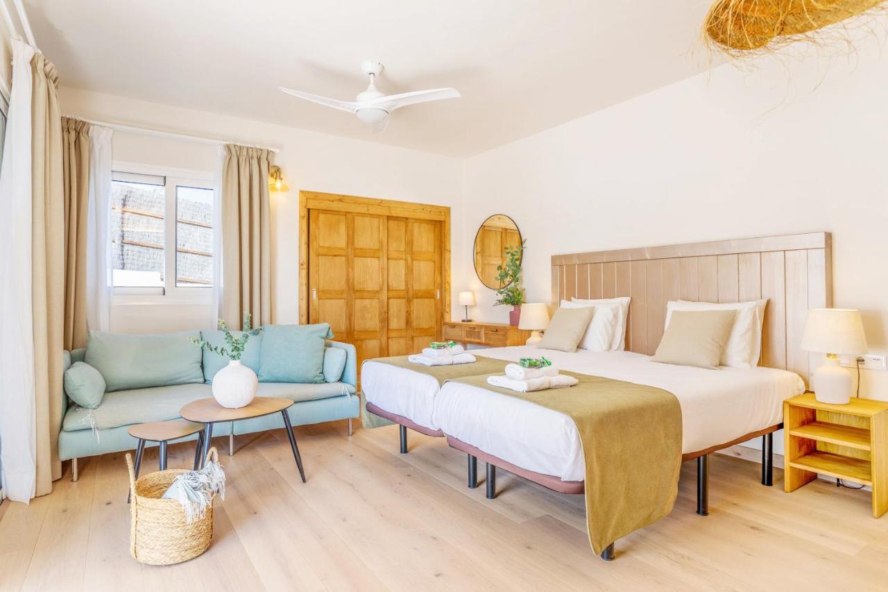 Boutique Beach Villa By Lanzarote Retreats - Private Pool - 1 Min Walk To Sea Pool تشاركو ديل بالو المظهر الخارجي الصورة
