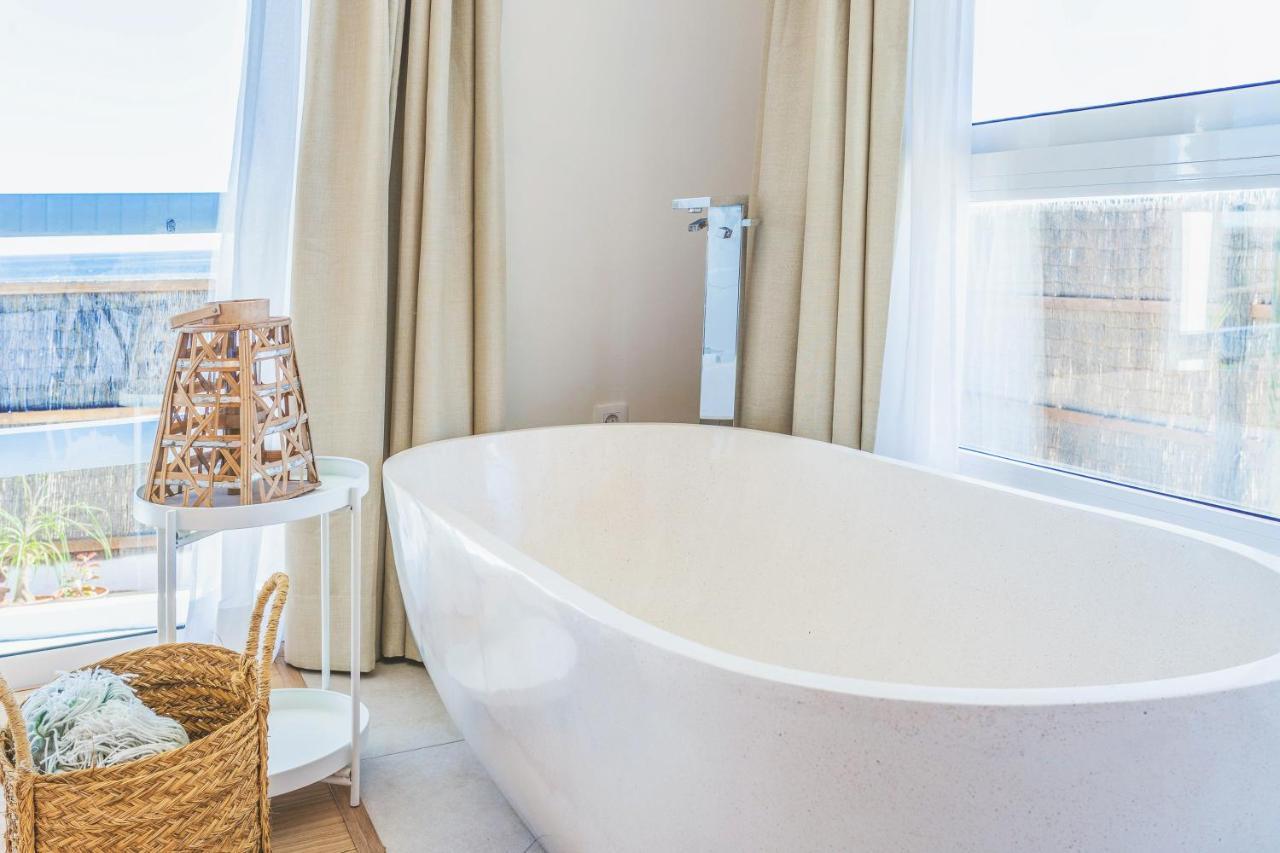 Boutique Beach Villa By Lanzarote Retreats - Private Pool - 1 Min Walk To Sea Pool تشاركو ديل بالو المظهر الخارجي الصورة