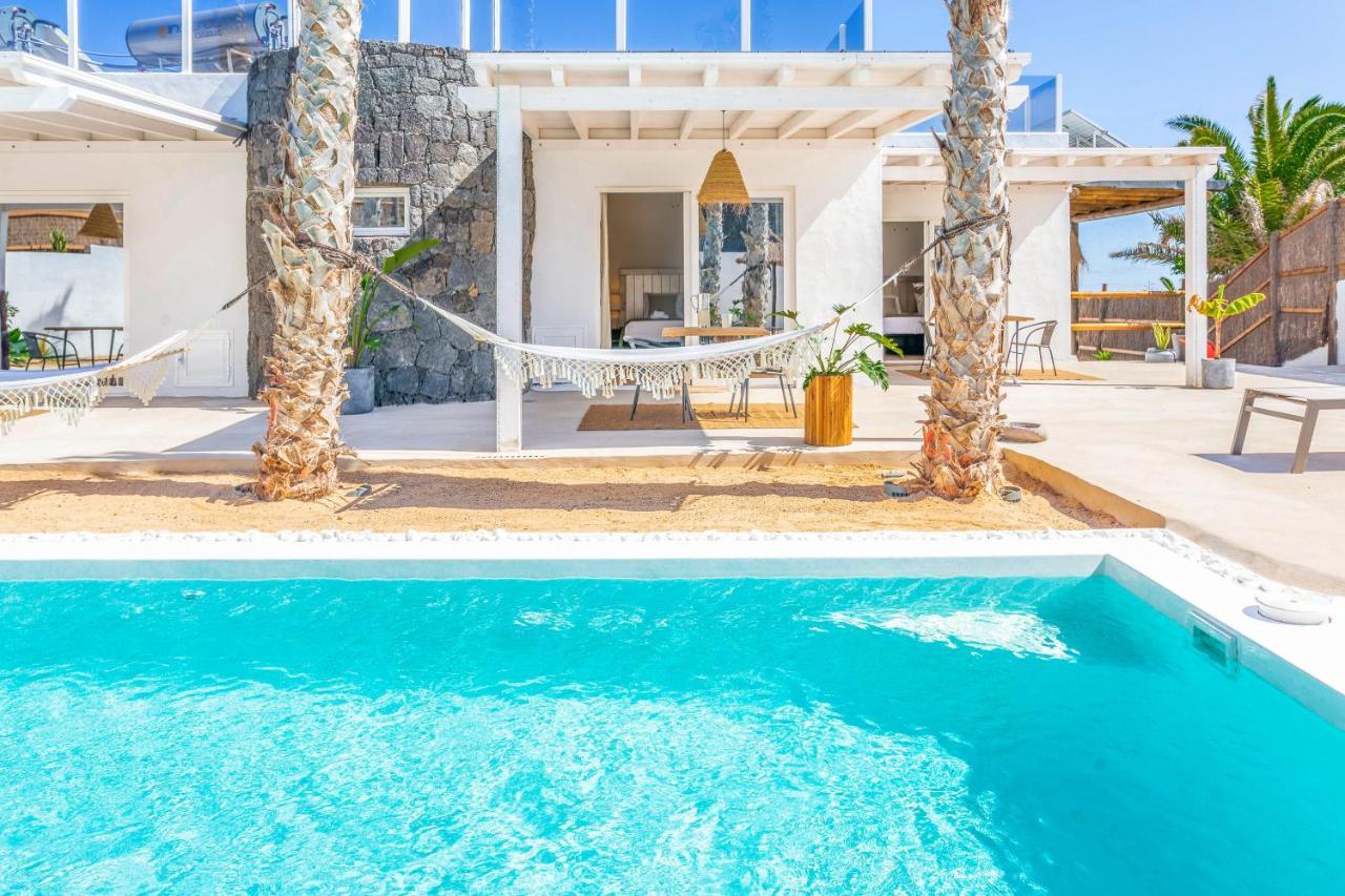 Boutique Beach Villa By Lanzarote Retreats - Private Pool - 1 Min Walk To Sea Pool تشاركو ديل بالو المظهر الخارجي الصورة