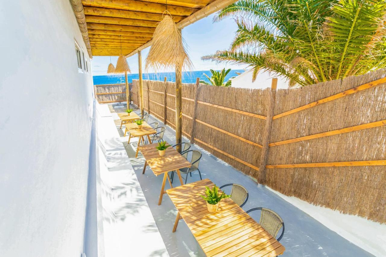 Boutique Beach Villa By Lanzarote Retreats - Private Pool - 1 Min Walk To Sea Pool تشاركو ديل بالو المظهر الخارجي الصورة