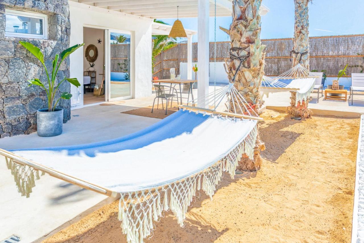 Boutique Beach Villa By Lanzarote Retreats - Private Pool - 1 Min Walk To Sea Pool تشاركو ديل بالو المظهر الخارجي الصورة