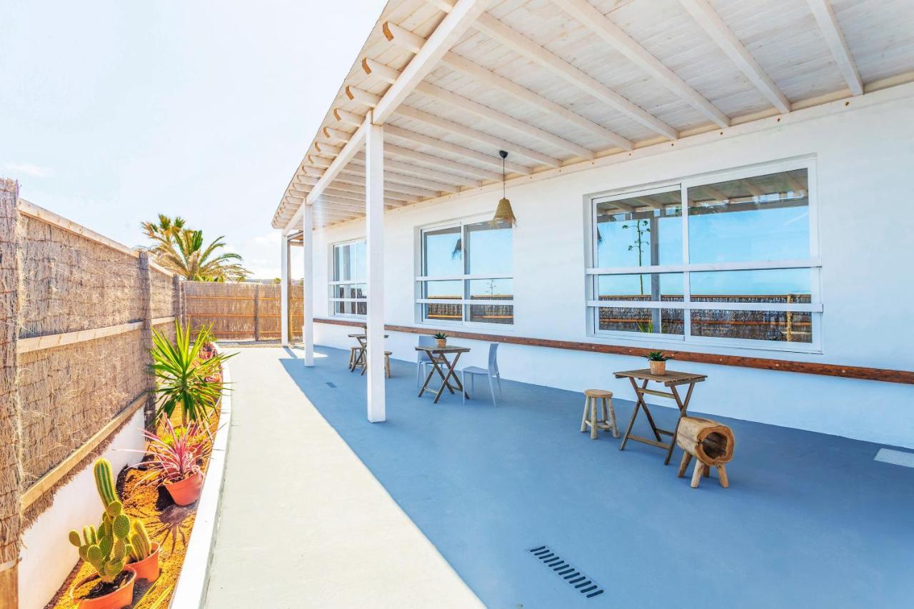 Boutique Beach Villa By Lanzarote Retreats - Private Pool - 1 Min Walk To Sea Pool تشاركو ديل بالو المظهر الخارجي الصورة