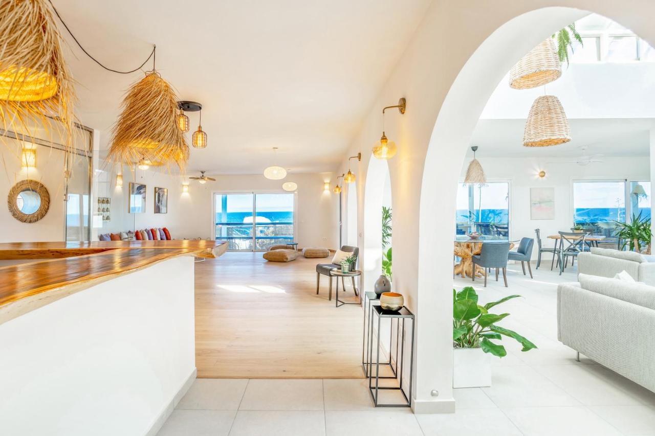 Boutique Beach Villa By Lanzarote Retreats - Private Pool - 1 Min Walk To Sea Pool تشاركو ديل بالو المظهر الخارجي الصورة