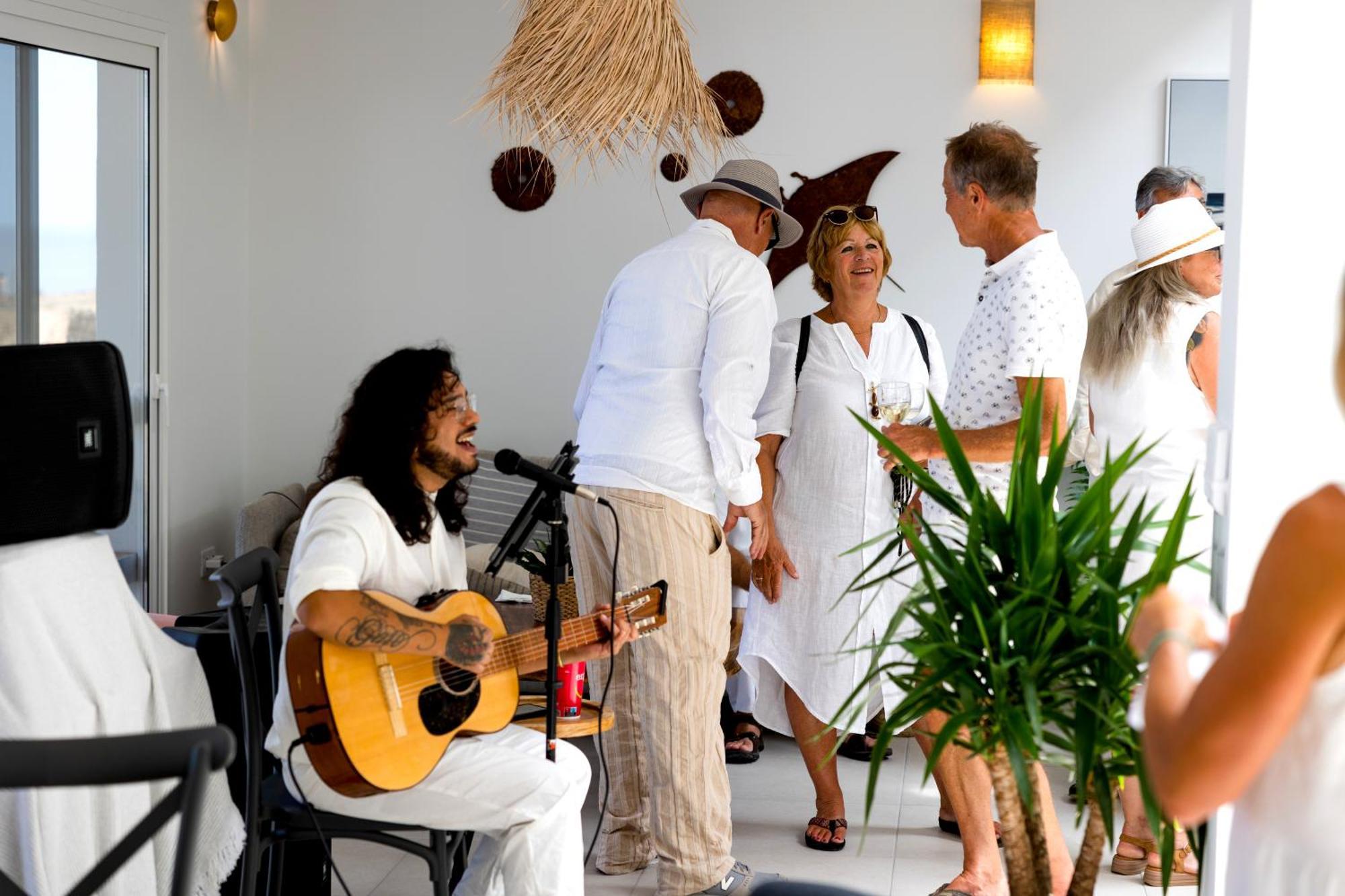 Boutique Beach Villa By Lanzarote Retreats - Private Pool - 1 Min Walk To Sea Pool تشاركو ديل بالو المظهر الخارجي الصورة